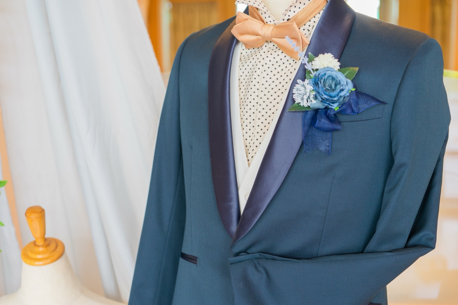 結婚式向けフォーマルスーツ